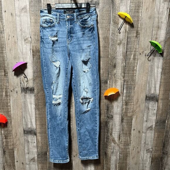 Judy Blue Boyfriend Fit Ripped Jeans - Picture 5 of 8